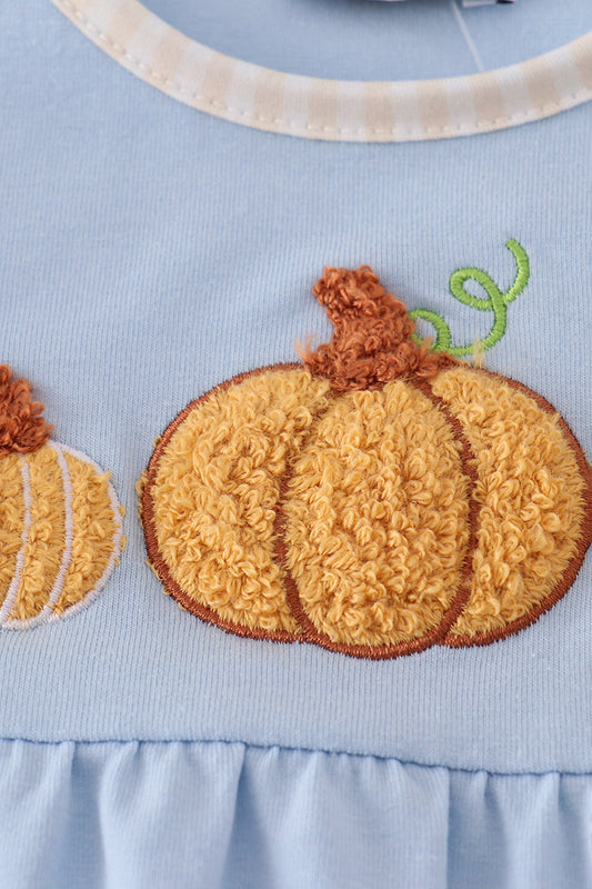 Blue pumpkin french knot bubble